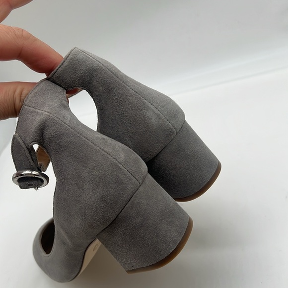 NWB Michael Kors Grey Suede Mid Pump Shoes Women's Size 7 M - Picture 3 of 8